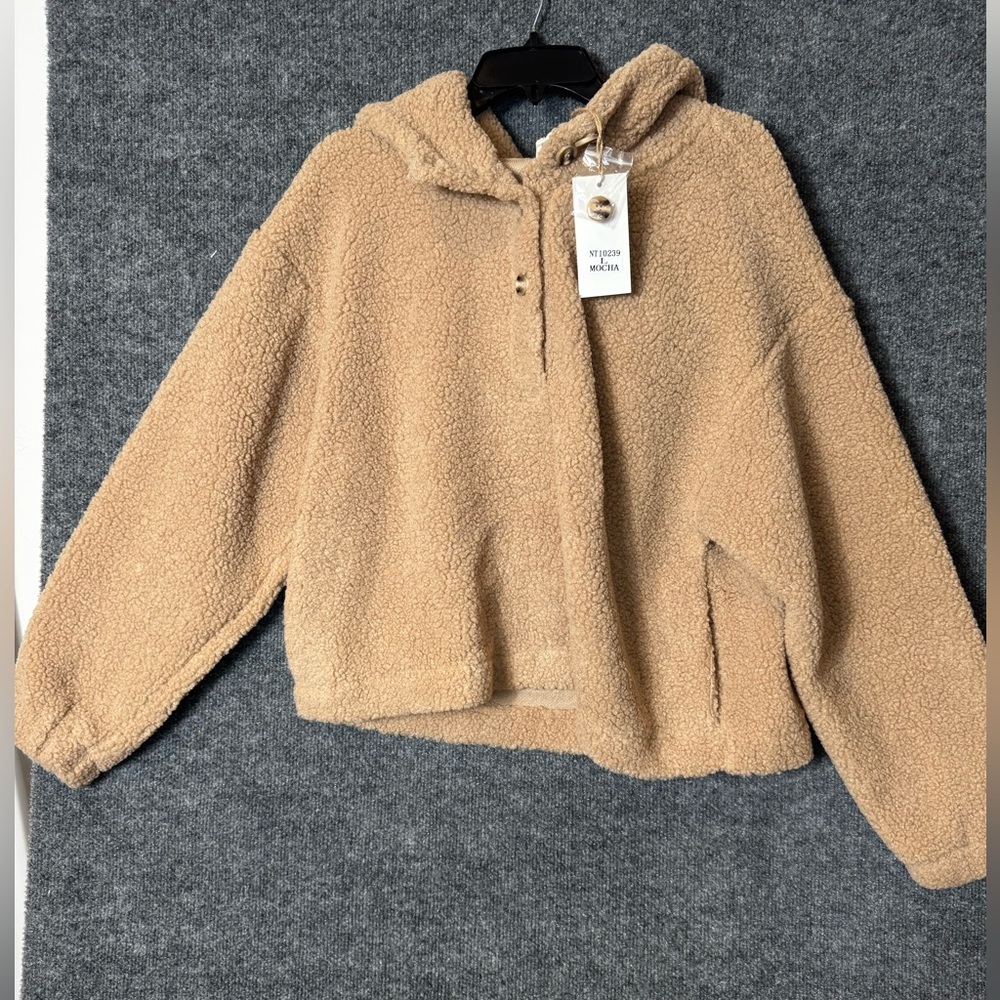 New In Cozy Teddy Bear Sherpa Hoodie Jacket – Mocha Beige - Size Large (L), NWT